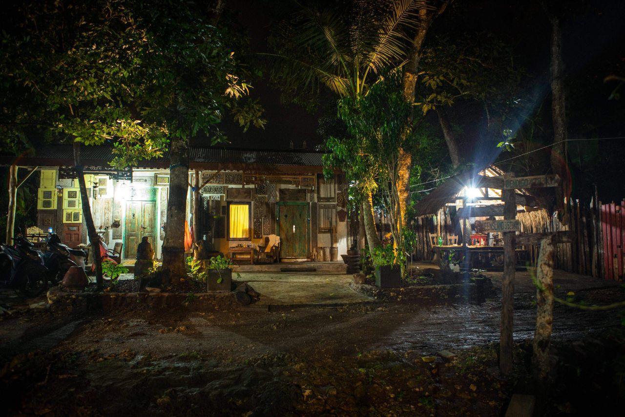 Maya Rustic Hotel Uluwatu  Exterior photo